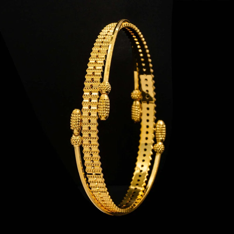 Elegant Pearl Bangles-Golden Bangle PGB74-052