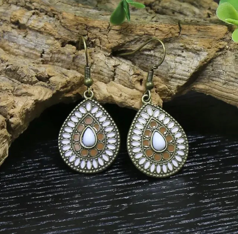 Luxury Gemstone Earrings-Boho White and Tan Teardrop Earrings