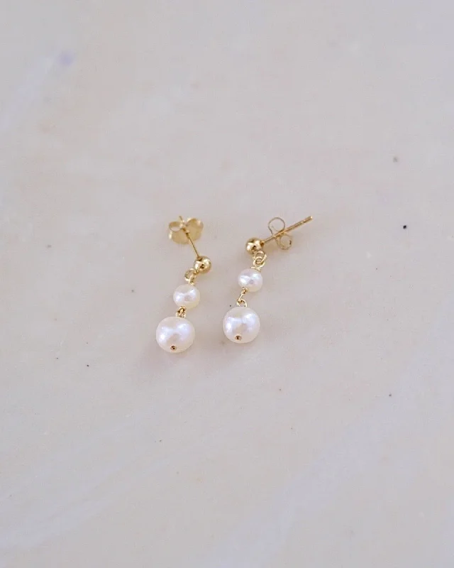 Artistic Pearl Earrings-Pearl Odango Earrings