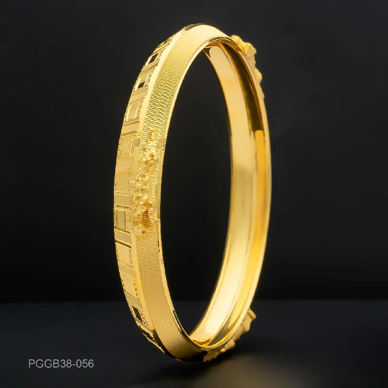 Simple Silver Wedding Bangles-Golden Gents Bangle PGGB38-056