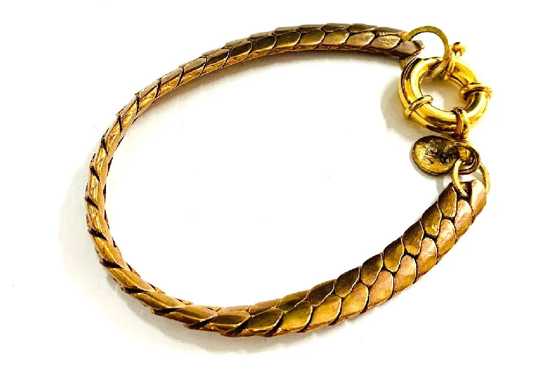 Trendy Bangles for Women-Wide snake chain brass bracelet